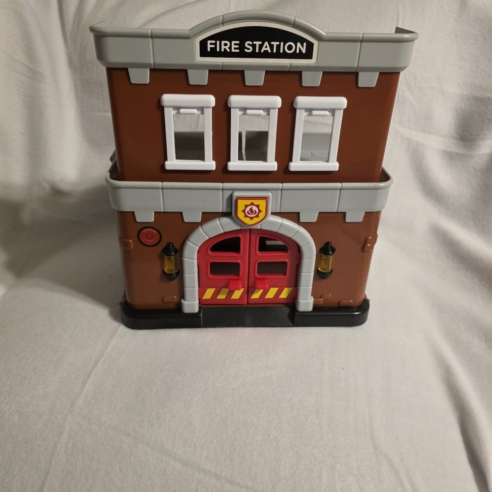 Members Mark Fire Station Playset w/ Opening Doors & Lights, Age 3-4 - Picture 3 of 6